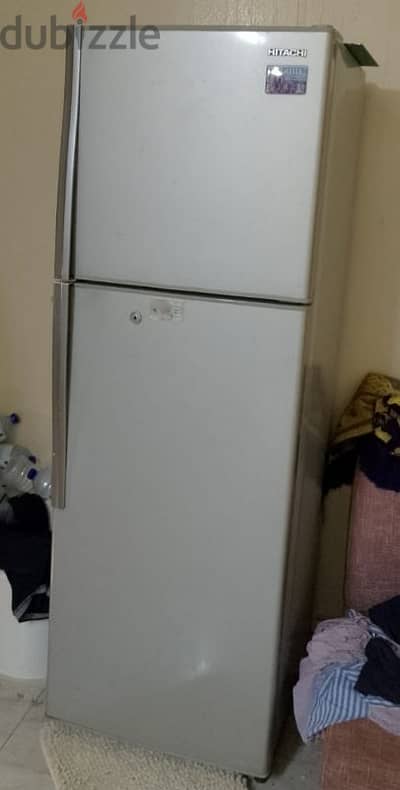 Hitachi fridge 320L