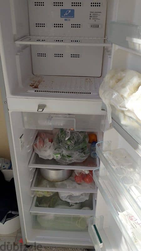 Hitachi fridge 320L 2