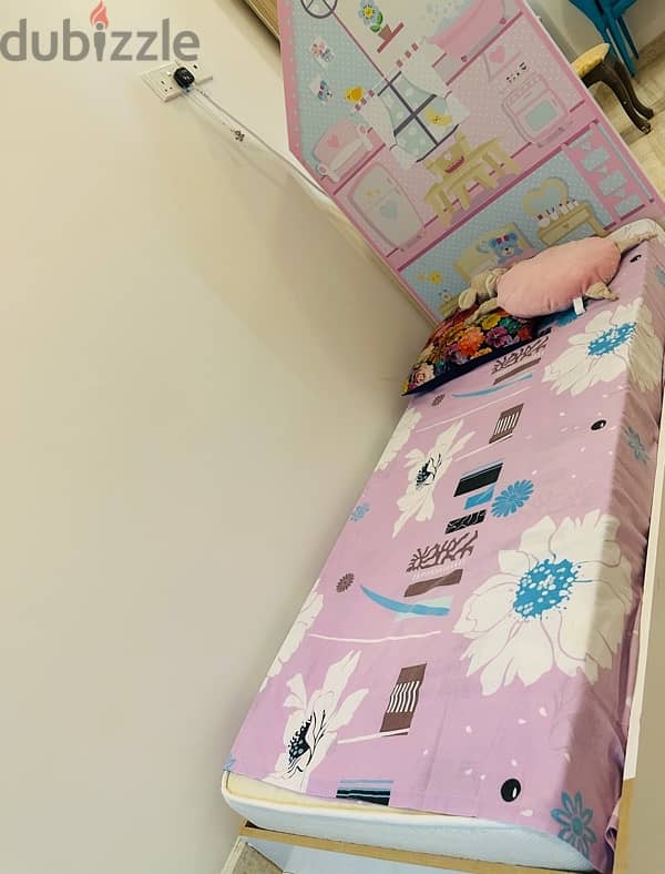 floor baby bed reduced price 3