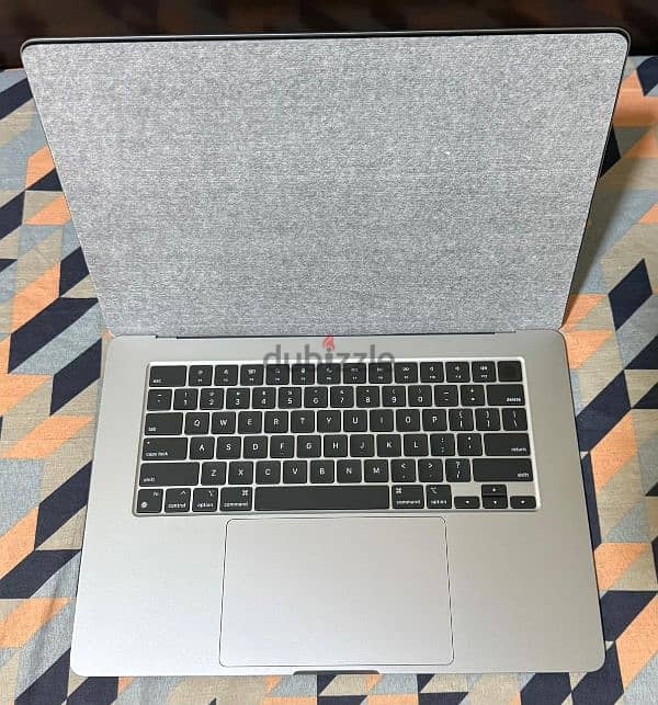 MacBook Air 15 Inch 2024 M3 Brand New 1