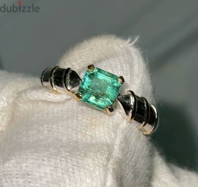 Natural Emerald in Gold and silver ring زمرد طبيعي في خاتم ذهبي وفضي 2