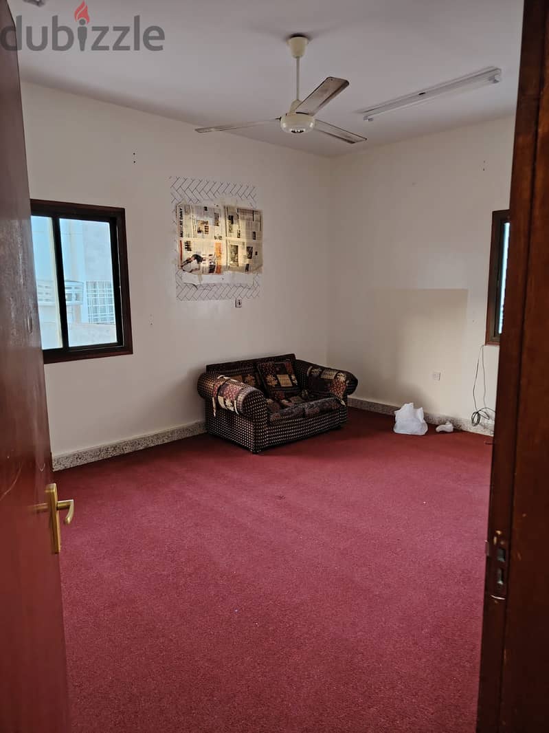 Apartment for rent behind the Indian School, Darsait 0