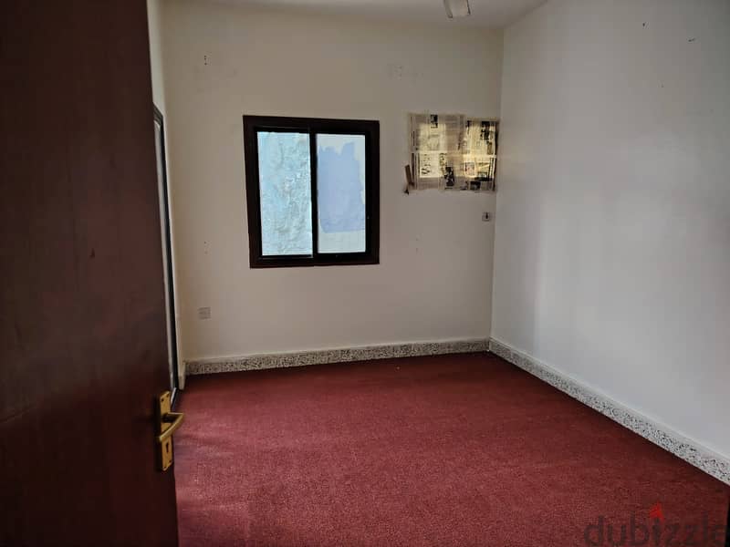 Apartment for rent behind the Indian School, Darsait 3