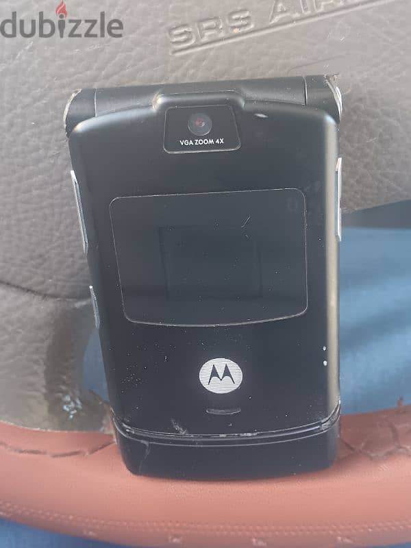 لهواة الهواتف القديمة MOTOROLA 1