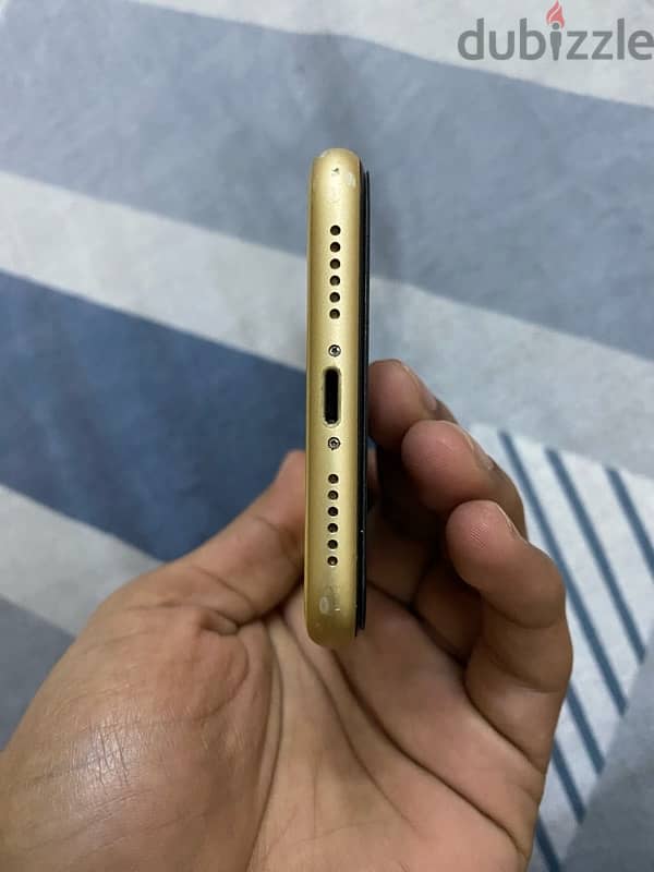 I phone XR original (64)GB 5