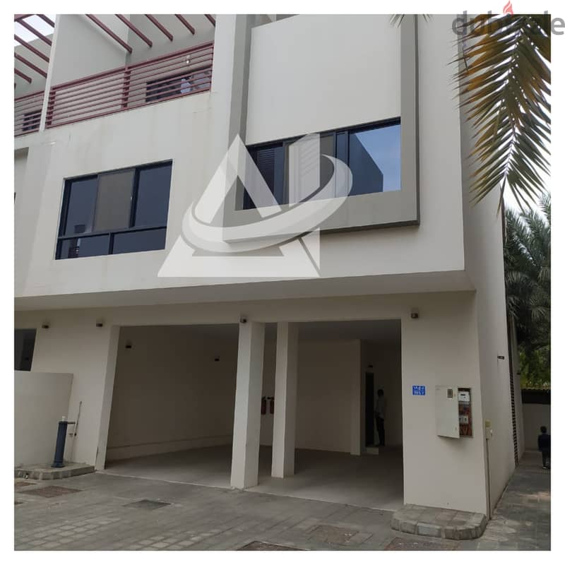 ADV109*3BHK villa for rent in Tawi al zain Al Hail  North 0