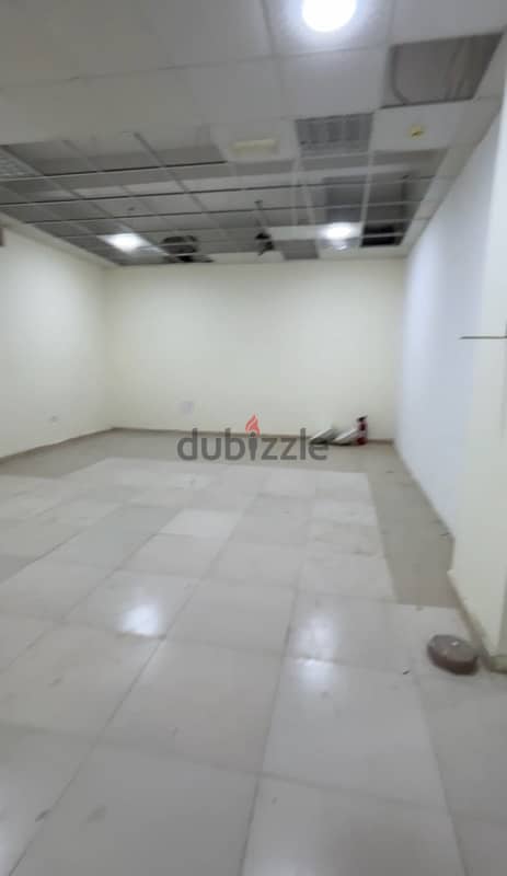 Store for rent in Barka Souq 1