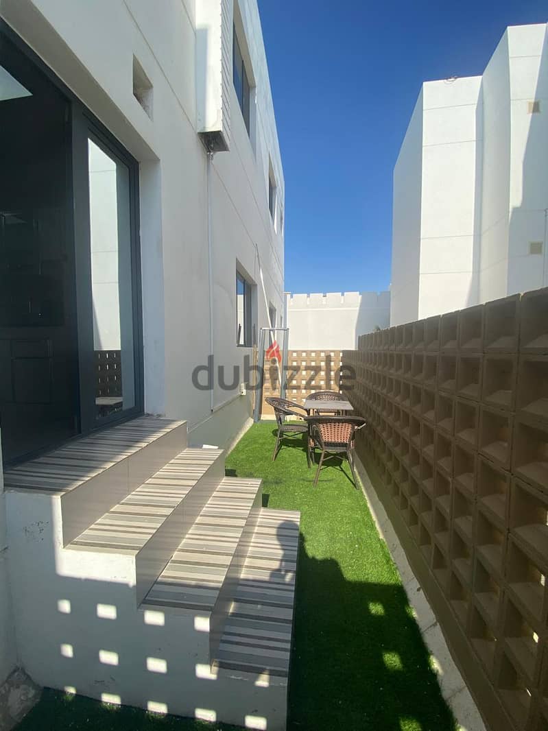 "SR-SM-700  Modern and Spacious Flat for Rent in Al Hail North 1