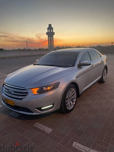 Ford Taurus 2017