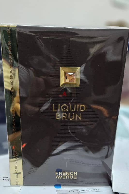 LIQUID BRUN & AZZURE AOUD BY FRENCH AVENUE 1