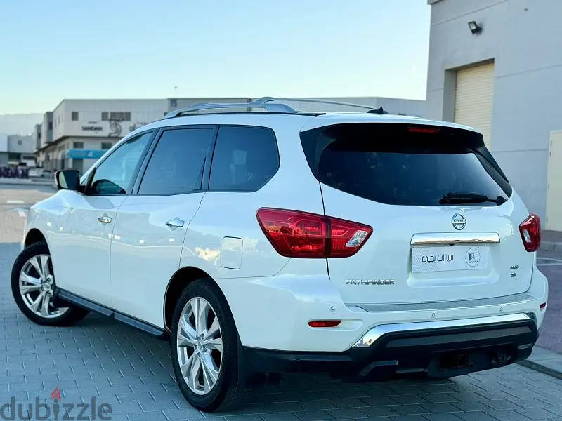 Nissan Pathfinder 201864960973628803123