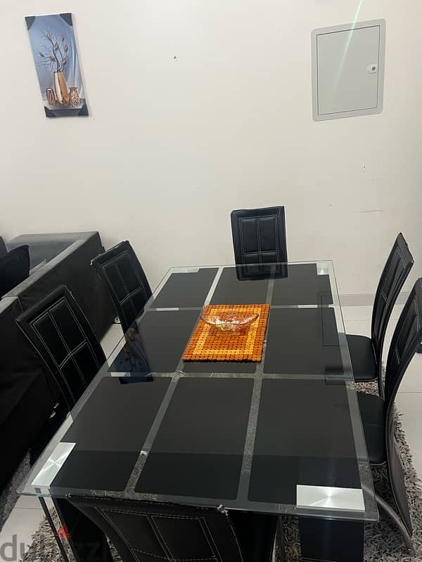 dinning table with 6 chairs 1