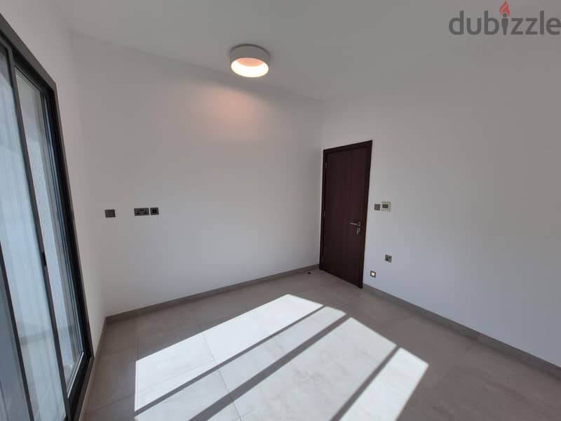 1 BR Nice Apartment in Muscat Hills – The Pearl with Shared Pool 5