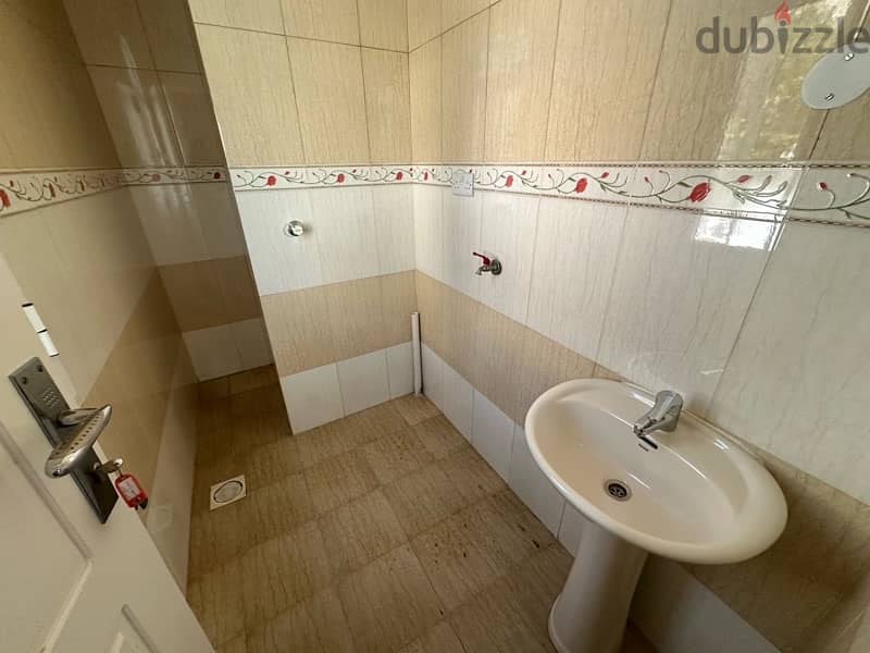 5 +1 BD |  Compound |  Qurum heights 13