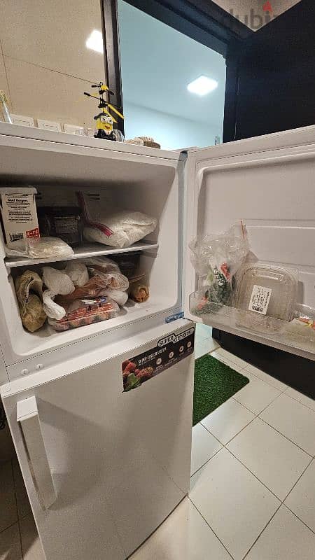 2 months old refrigerator for sale 2