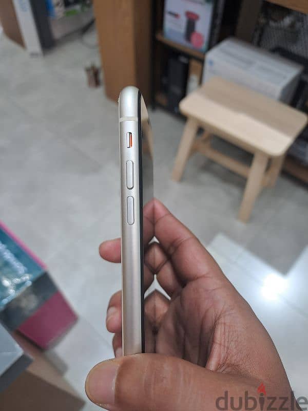 IPhone 11 64 GB 3