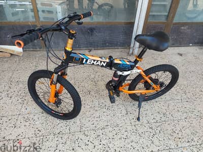 folding bicycle size 20 my WhatsApp 97658846