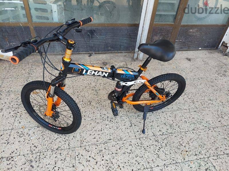 folding bicycle size 20 my WhatsApp 97658846 2