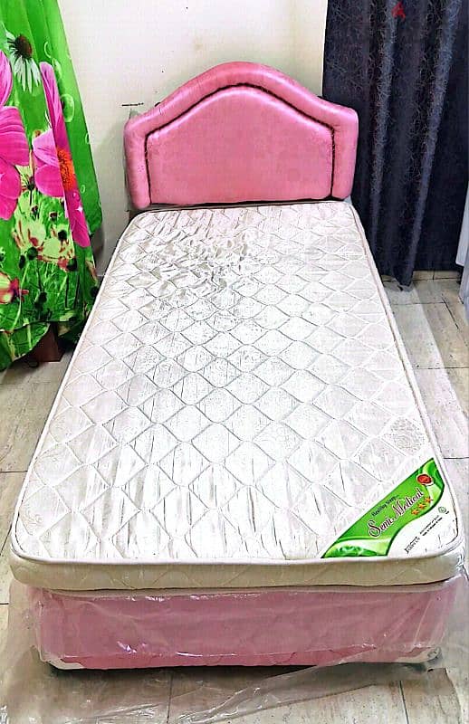 SINGLE BED-PINK 2