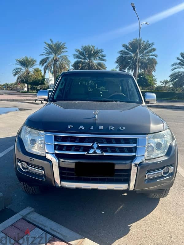 Mitsubishi Pajero 2015 0