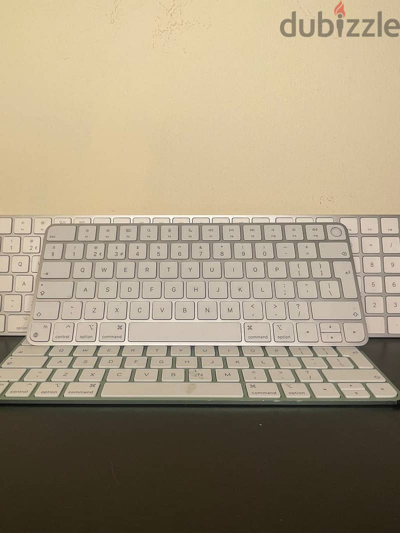 MAGIC KEYBOARD OF APPLE (USED AND NEW BOTH) WITH AND WITHOUT NUM PAD 5