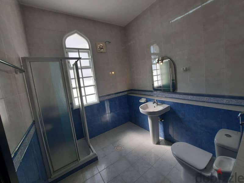 "SR-AL-728 Elegant Villa for Rent in Al Qurum 18