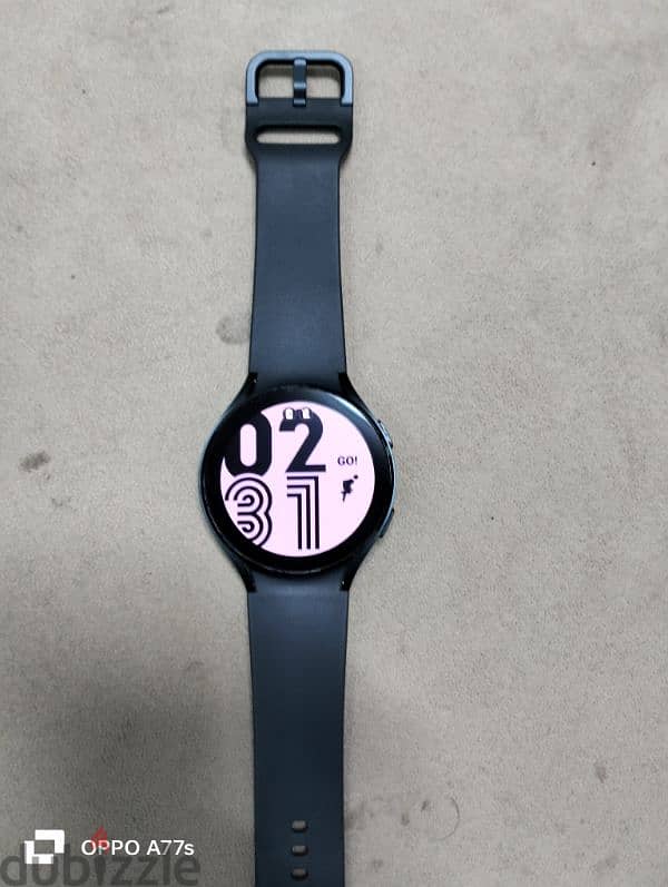 galaxy watch 4 44mm very good condition 5