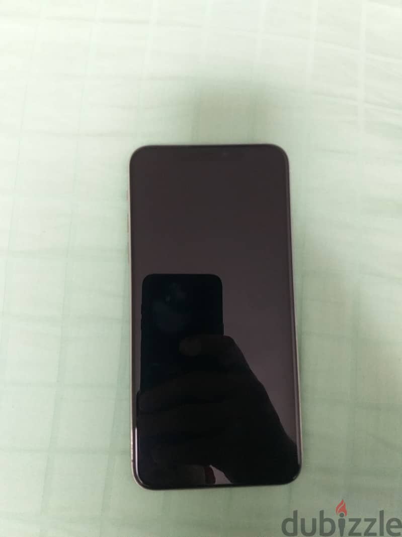 iPhone 11 proMax256GB 6