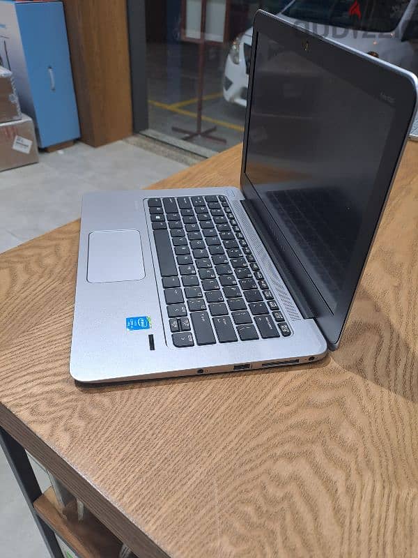 HP ELITEBOOK FOLIO 1020 G1 M-5Y71/8/256/12.5NTUSED 2