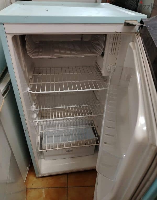 Used Fridge,Frezer,washing machine,glass door etc for sale 5