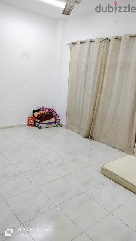 shating room for rent 2