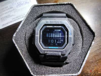 G-Shock GBX-100 smart watch 200 metre