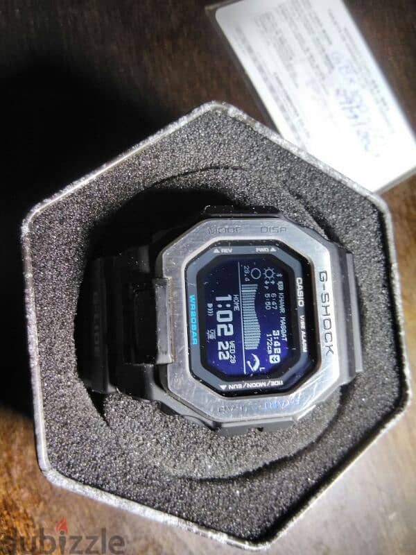 G-Shock GBX-100 smart watch 200 metre 5