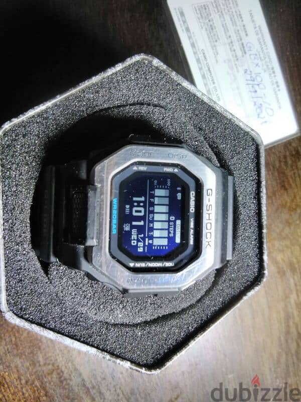 G-Shock GBX-100 smart watch 200 metre 6