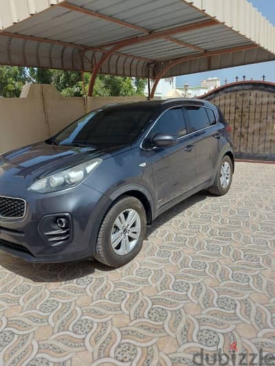 Kia Sportag 2016 Full Auto 2 litres. Oman Car. Expat. Dr. use