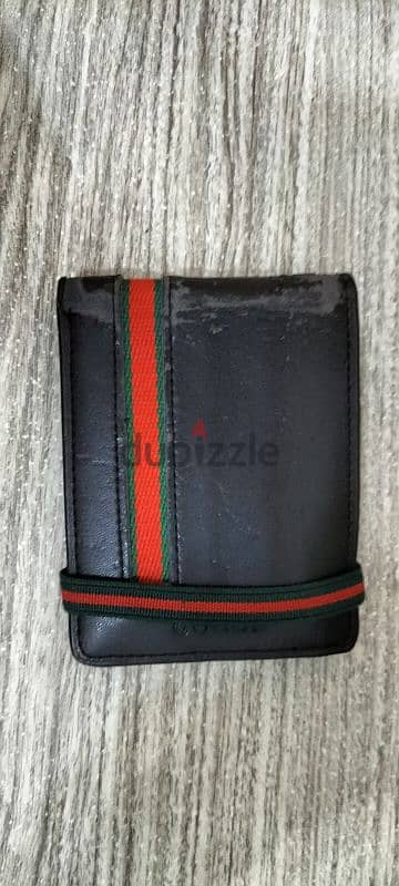 Gucci wallet 1