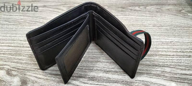 Gucci wallet 3