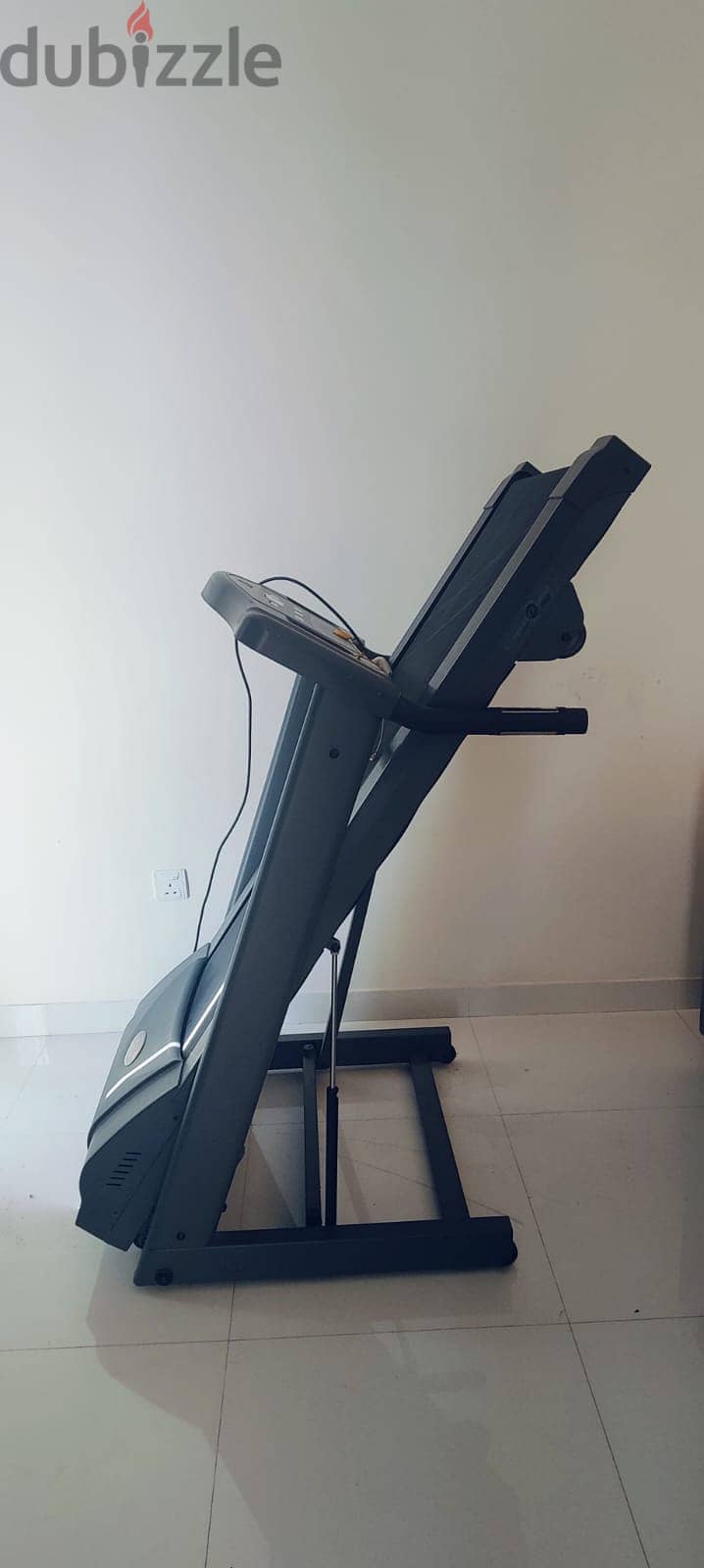 Treadmill for sale (bought from uae) 1