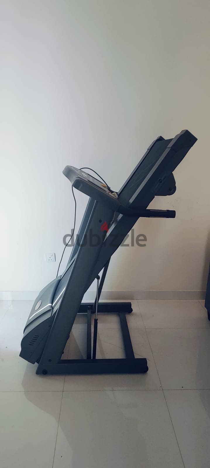 Treadmill for sale (bought from uae) 2