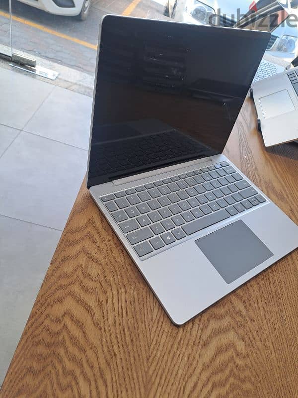 SURFACE LAPTOP GO 1943 I5/10TH/8/256GB T USED 3