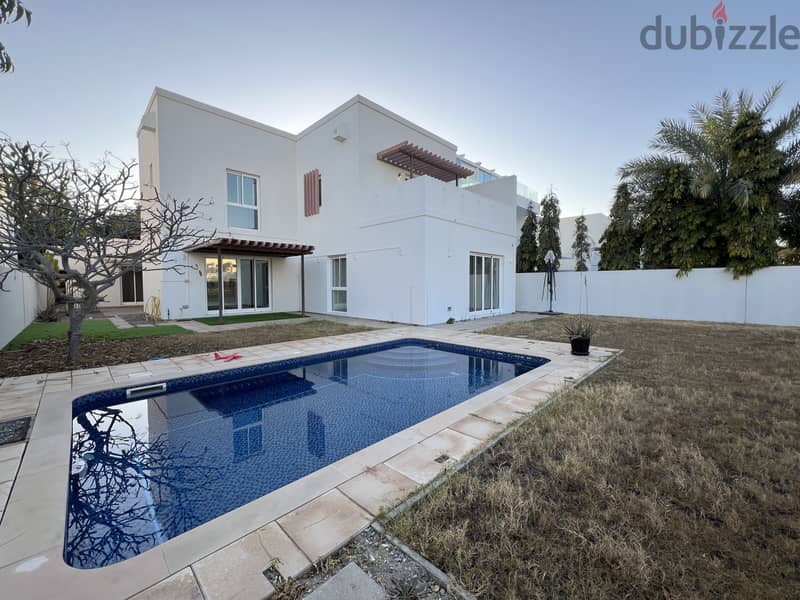 4 Bedroom Villa for Rent in Al Mouj 16