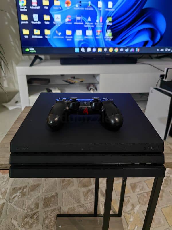 بليستيشن برو مع جهاز ps4 pro 2