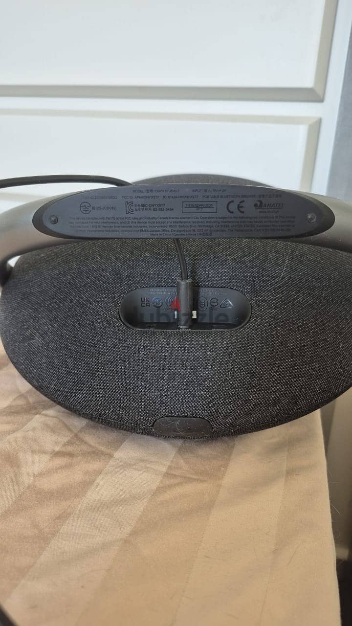 Bluetooth speaker Harman Kardon Onyx Studio 7 1