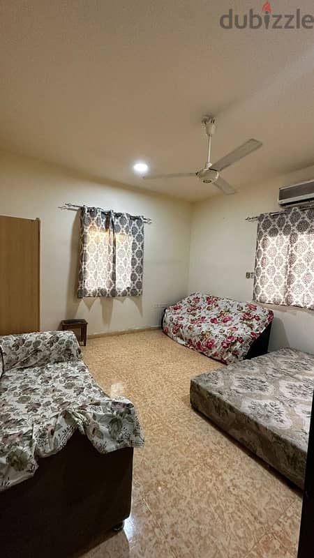 single bedroom for rent almawalleh near city center 125 5