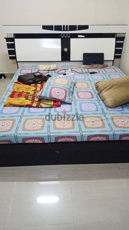 Bed Room Full Set in very good condition 1