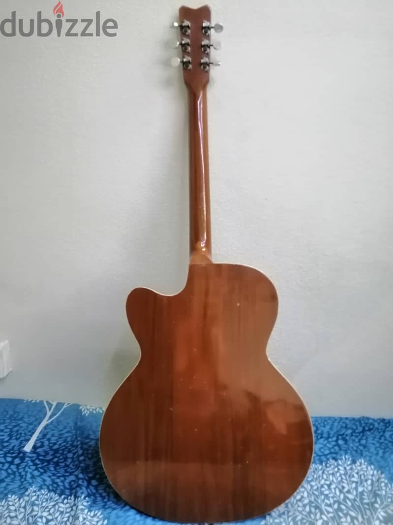 Standard guitar 1