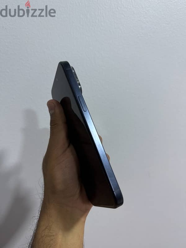 Iphone 15 pro max 256GB Blue 2