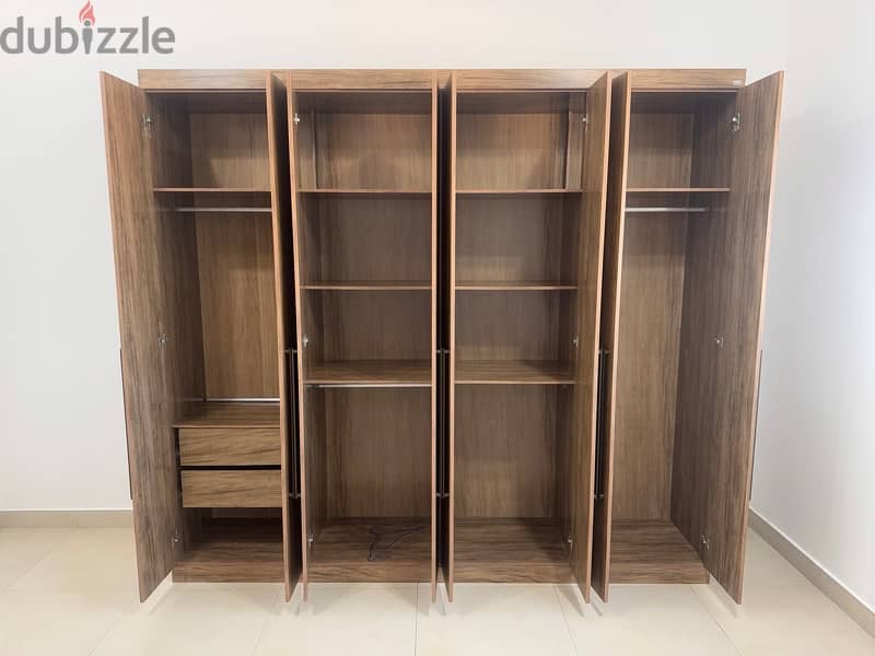 8 door cupboard in good condition for sale 1