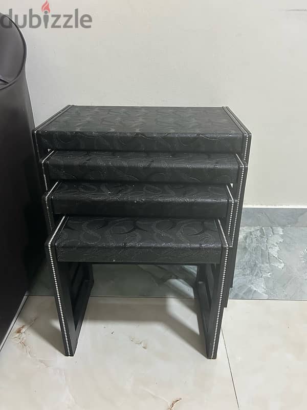 طقم طاولات للبيع بحالة ممتازة Tables for sale 2