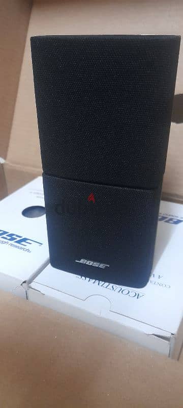 bose  5 speakers cube  new